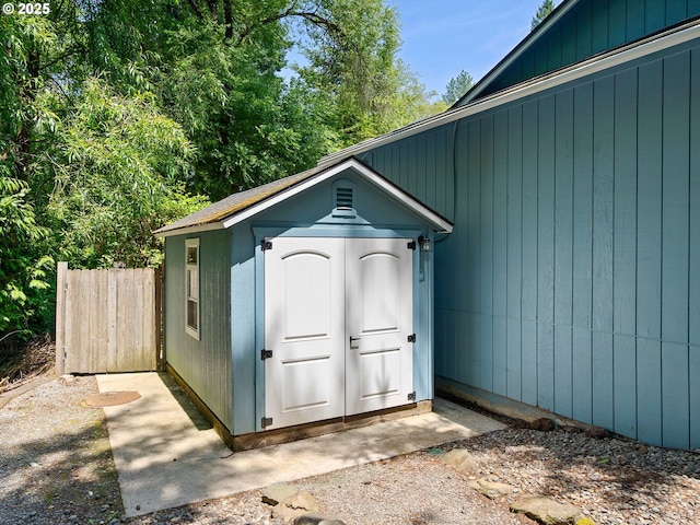 8275 SW Chestnut St, Portland, OR 97223 - view of shed
