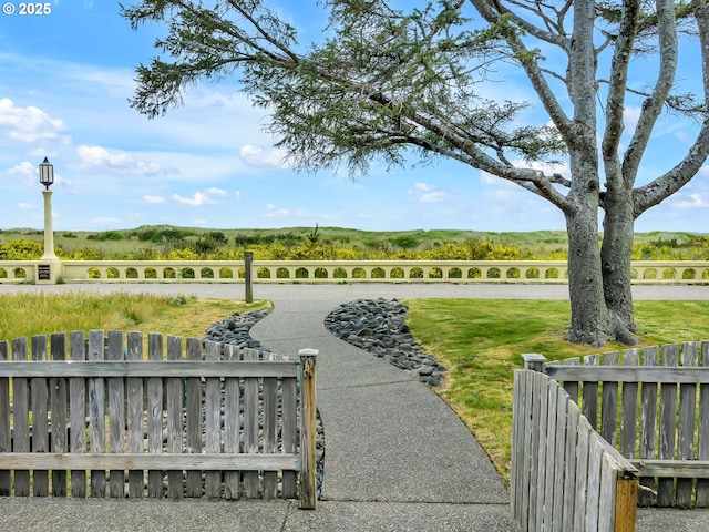 1021 S Prom, Seaside, OR 97138 - view of yard
