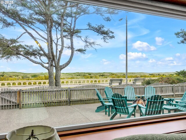 1021 S Prom, Seaside, OR 97138 - view of patio / terrace