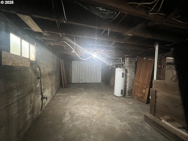 103 NW 10th Ave, Milton-Freewater, OR 97862 - basement featuring water heater