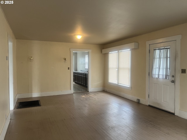103 NW 10th Ave, Milton-Freewater, OR 97862 - foyer featuring baseboards and wood finished floors