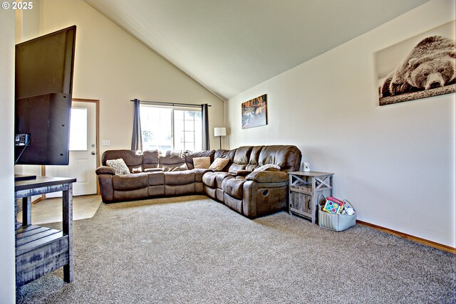 425 Warner St, Oregon City, OR 97045 - carpeted living area with high vaulted ceiling and baseboards