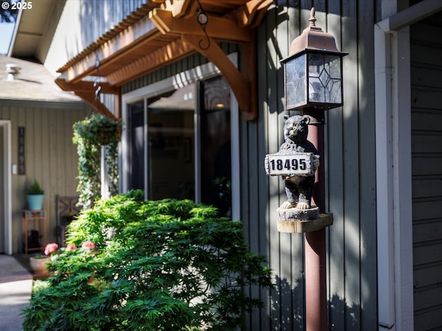 18495 Terry Ave, Lake Oswego, OR 97035 - view of exterior entry