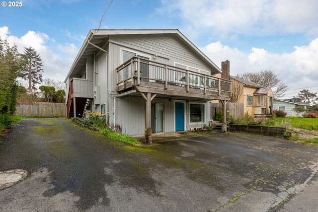 2950 SW Beach Ave, Lincoln City, OR 97367 - view of front of home