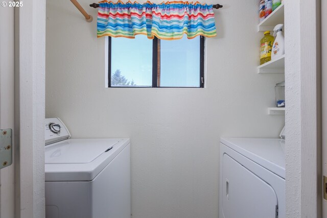 2950 SW Beach Ave, Lincoln City, OR 97367 - washroom featuring washer and dryer and laundry area