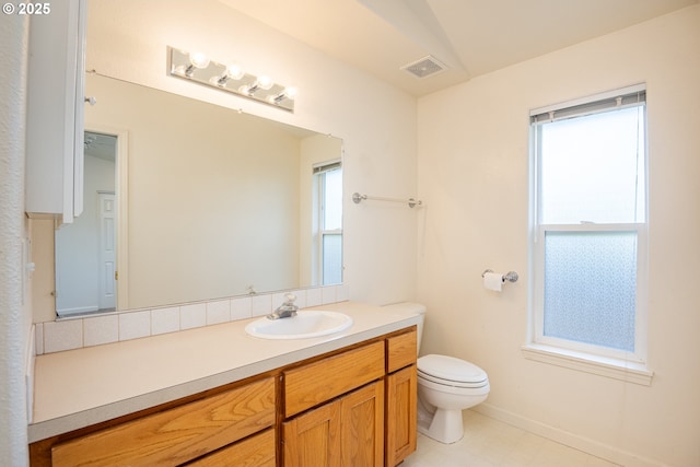 576 S 35th St, Springfield, OR 97478 - bathroom with vanity and toilet