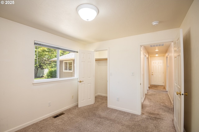 576 S 35th St, Springfield, OR 97478 - unfurnished bedroom featuring carpet and a closet