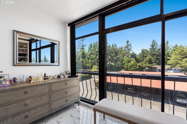 view of sunroom / solarium