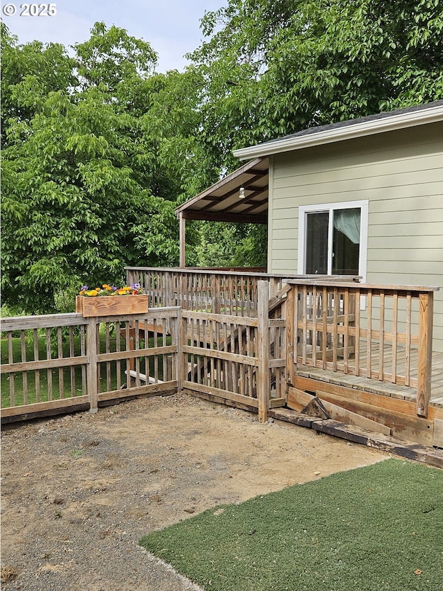 617 SW Monroe St, Sheridan, OR 97378 - view of wooden terrace