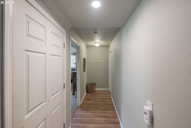 11885 Riverhaven Ln SE, Stayton, OR 97383 - corridor with baseboards and wood finished floors