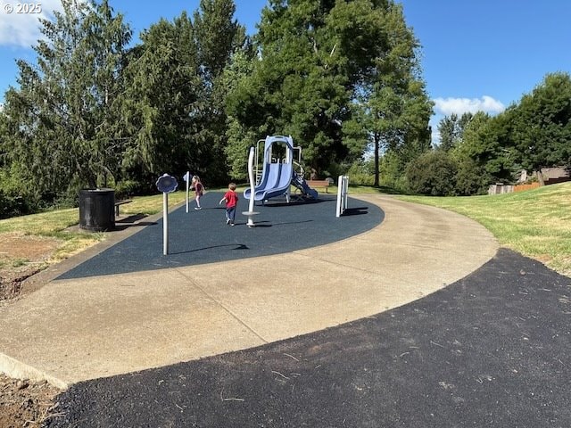 11433 SE Bethany Dr, Happy Valley, OR 97086 - community play area with a lawn and view of scattered trees