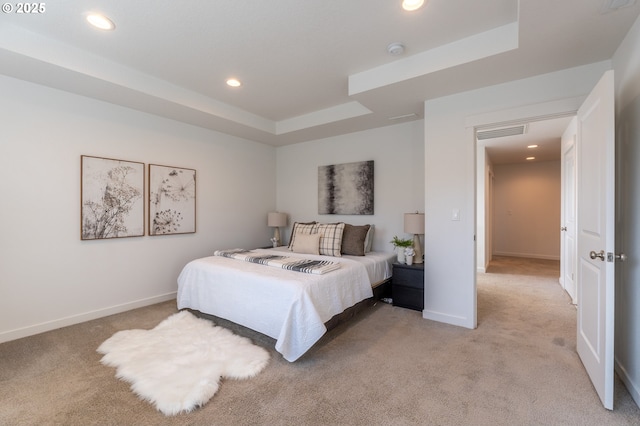 bedroom featuring light carpet, visible vents, baseboards, and recessed lighting