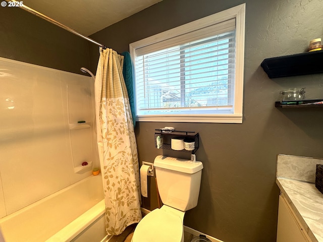 611 Fairchild St, Canyonville, OR 97417 - full bath with shower / bath combo with shower curtain, vanity, and toilet