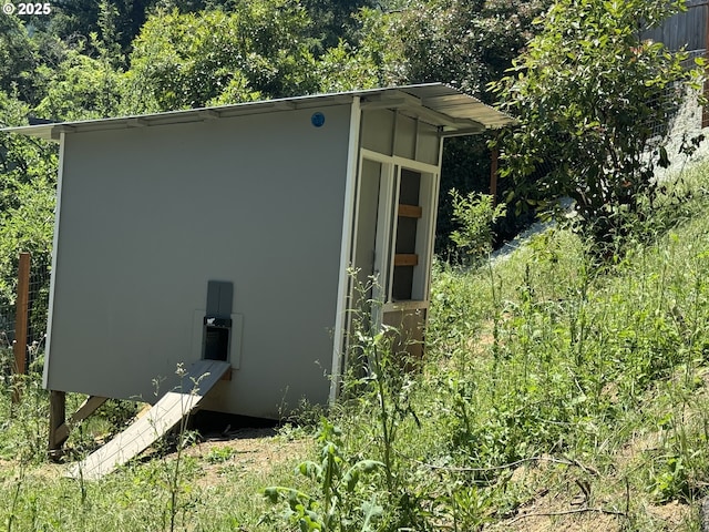 611 Fairchild St, Canyonville, OR 97417 - view of shed