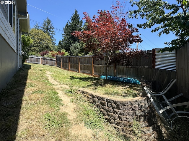 611 Fairchild St, Canyonville, OR 97417 - view of yard