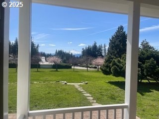 1317 Riggleman Ln, White Salmon, WA 98672 - view of green lawn