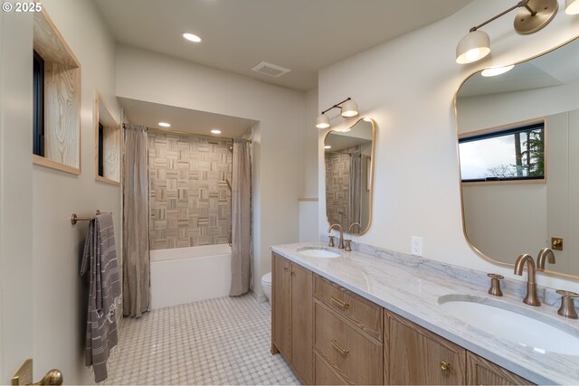 11625 NE Hoskins Hill Rd, Newberg, OR 97132 - bathroom with double vanity, toilet, shower / bath combination with curtain, recessed lighting, and tile patterned floors