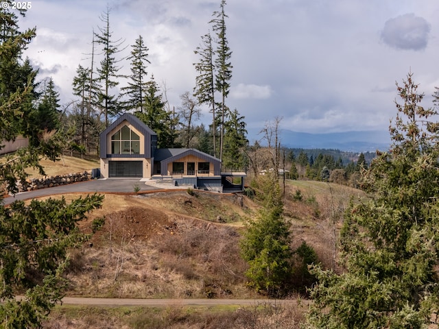 11625 NE Hoskins Hill Rd, Newberg, OR 97132 - rear view of house featuring a garage and driveway