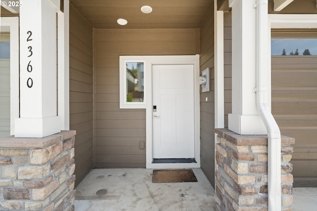 2360 N R St, Washougal, WA 98671 - doorway to property with stone siding
