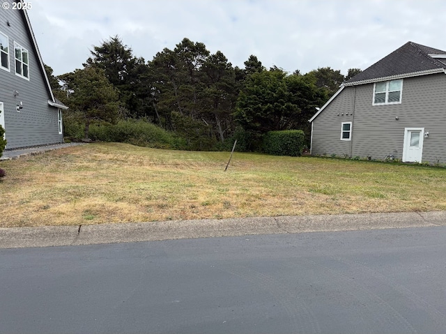 5725 SW Arbor Dr, South Beach, OR 97366