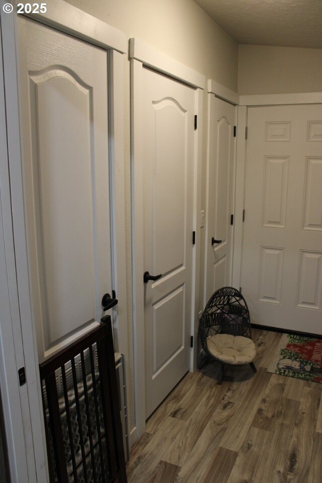 526 SE 15th St, Pendleton, OR 97801 - corridor with wood finished floors