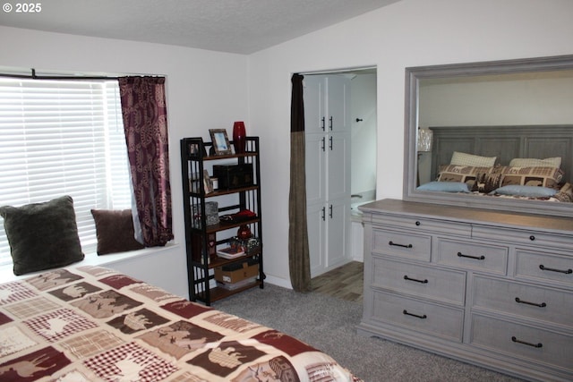 526 SE 15th St, Pendleton, OR 97801 - bedroom featuring light colored carpet and lofted ceiling