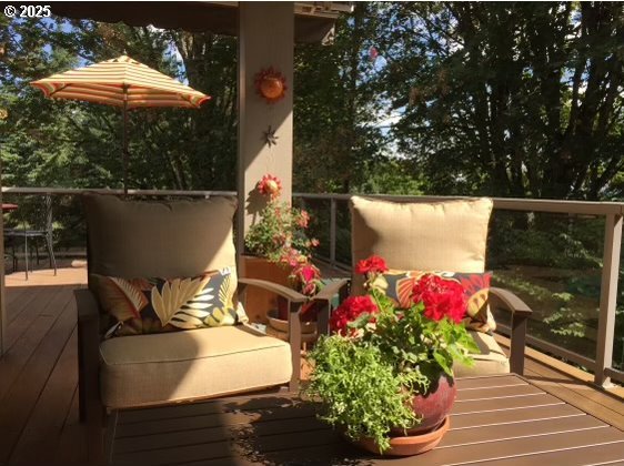 22040 Shannon Pl, West Linn, OR 97068 - view of wooden balcony featuring a wooden deck
