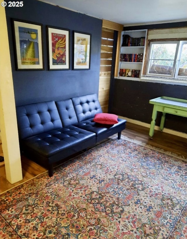 1078 Harrison Ave, Astoria, OR 97103 - living area with wood finished floors