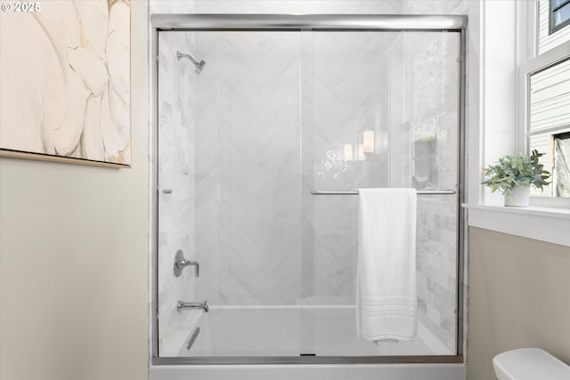 15007 Twin Fir Rd, Lake Oswego, OR 97035 - full bath featuring enclosed tub / shower combo