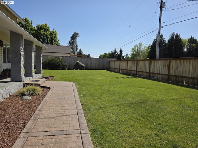 1060 SW 206th Ave, Beaverton, OR 97003 - view of yard featuring a fenced backyard