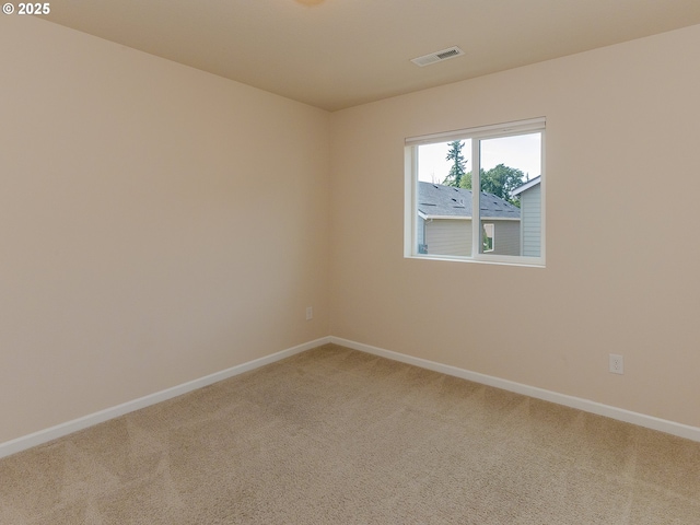 7417 N 92nd Ave, Camas, WA 98607 - empty room featuring light carpet and baseboards