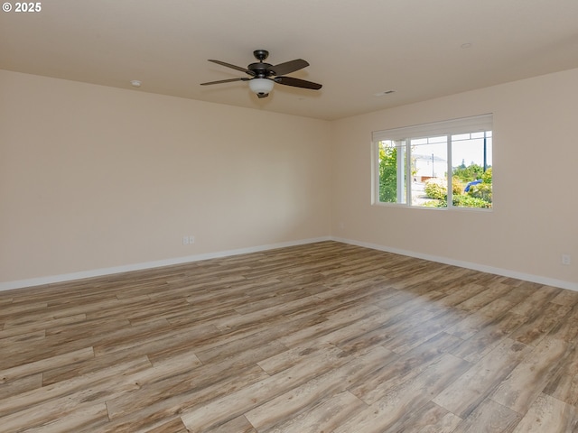 7417 N 92nd Ave, Camas, WA 98607 - empty room featuring wood finished floors and a ceiling fan