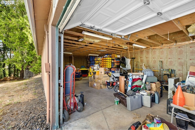 39005 Sandy Heights St, Sandy, OR 97055 - view of garage