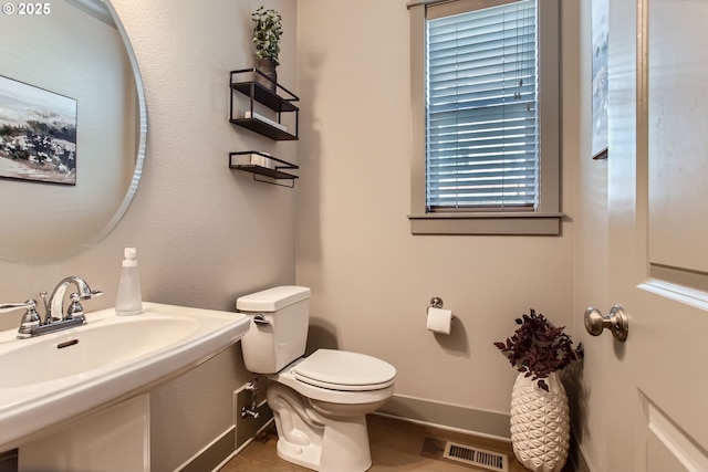 8326 SW Oak St, Portland, OR 97223 - bathroom featuring toilet and baseboards