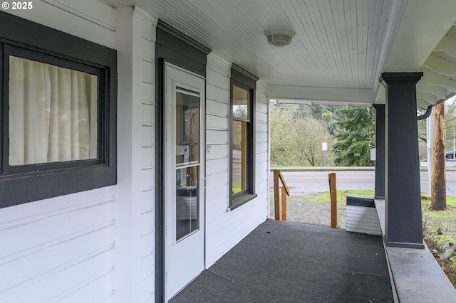 view of patio featuring covered porch