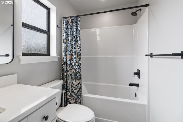 507 Honeysuckle Ln, Eugene, OR 97401 - bathroom featuring vanity, toilet, and shower / tub combo with curtain