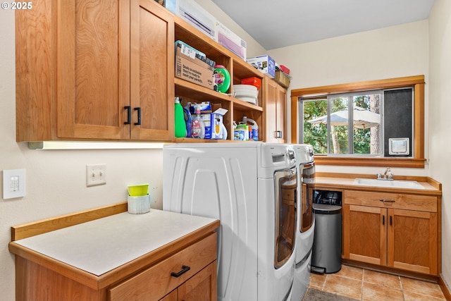 770 N Moss St, Lowell, OR 97452 - laundry room with separate washer and dryer and cabinet space