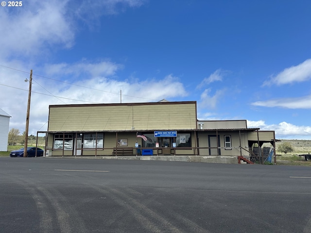208 S Taylor St, Bickleton, WA 99322