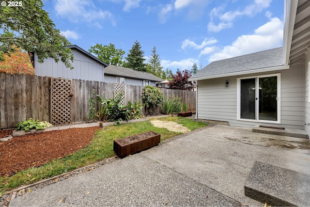 1633 N Q St, Washougal, WA 98671 - fenced backyard with a patio area