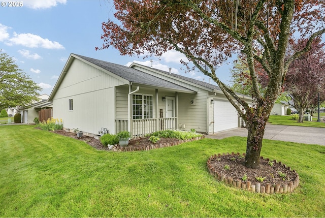 516 SE 8th Pl Unit H17, Battle Ground, WA 98604 - ranch-style home with an attached garage, a porch, driveway, and a front yard