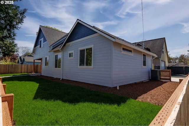 535 E St, Independence, OR 97351 - back of property