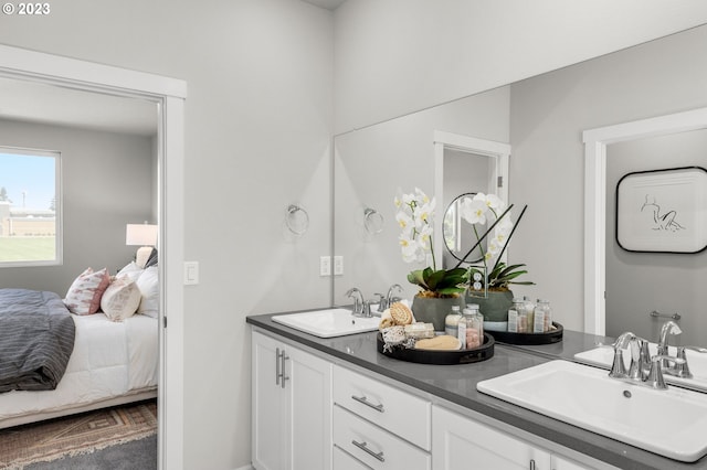 2484 SE Teal Ave, Gresham, OR 97080 - ensuite bathroom featuring double vanity