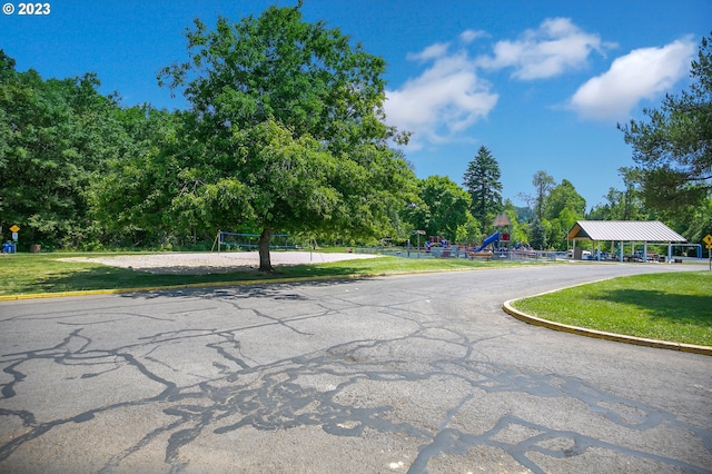 13577 SE Kisor Ct, Happy Valley, OR 97086 - view of road featuring curbs