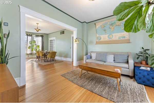 1508 Union Ave, North Bend, OR 97459 - living area featuring wood finished floors and baseboards