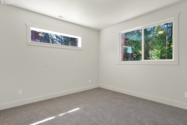 48438 E Meadow Way, Oakridge, OR 97463 - carpeted empty room with baseboards