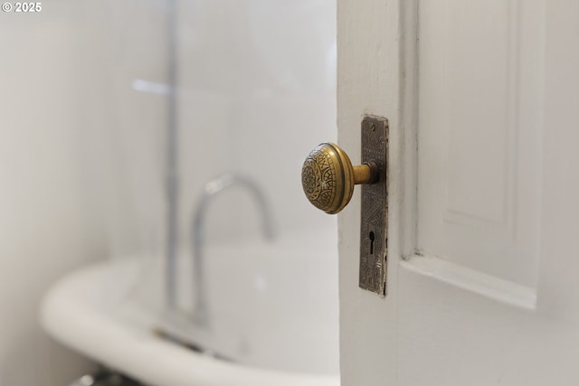 1817 SE 12th Ave, Portland, OR 97214 - detailed view of a shower