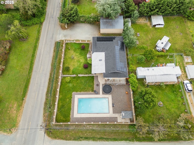 190 Walnut St, Myrtle Creek, OR 97457 - bird's eye view of a pool