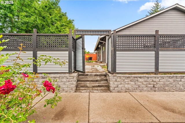 3191 Zinnia St, Eugene, OR 97404 - view of patio