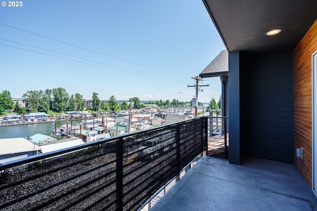 304 N Bridgeton Rd, Portland, OR 97217 - balcony with a water view