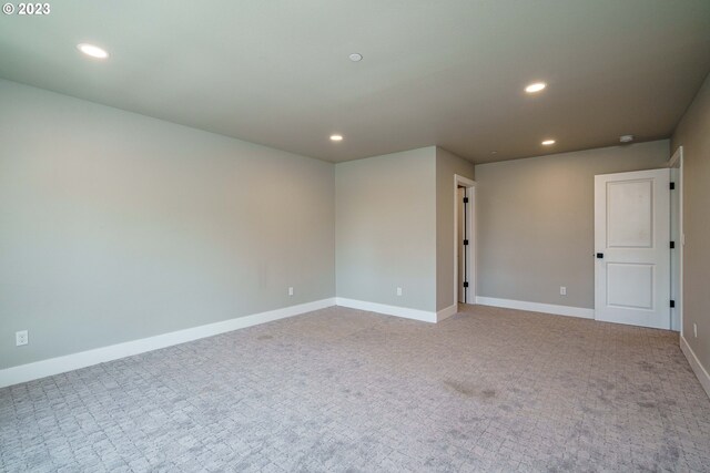 304 N Bridgeton Rd, Portland, OR 97217 - unfurnished room with recessed lighting and carpet floors